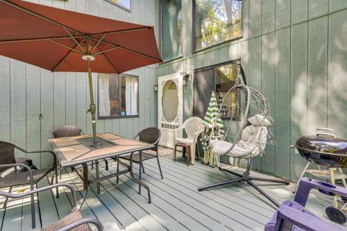 East Stroudsburg Casa | Poconos Family Home with Game Room and Community Perks