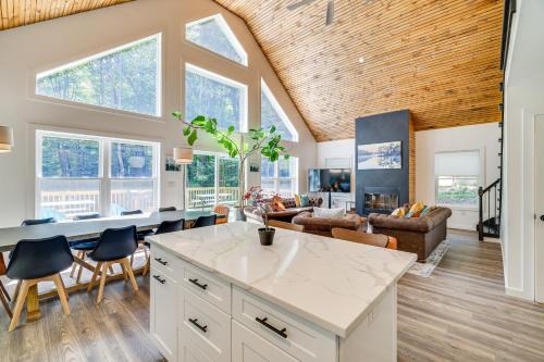Gouldsboro Casa | Poconos Getaway with Indoor and Outdoor Pool Access!
