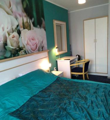 Ustka Cama Y Desayuno | Pod Różą B&B