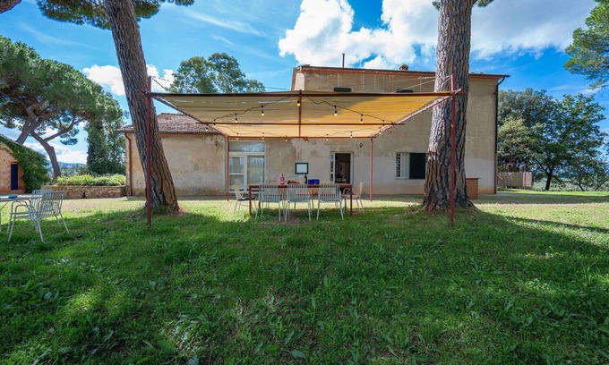 Follonica Casa | Casa de vacaciones en Follonica con 6 habitaciones, capacidad 11