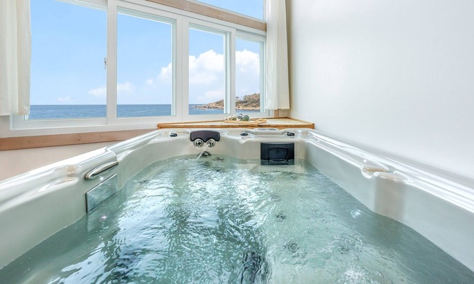 Pohang Casa | Pohang In The Blue Spa Pension