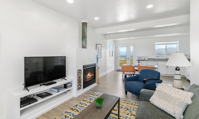Point Arena Apartamento | Point Arena Lighthouse - Keeper's Apartment