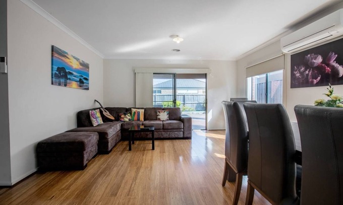 Point Cook Casa | Point Cook Home con una hermosa vista en agua salada