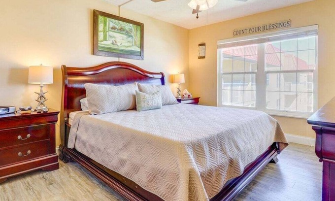 Point East Condominio | Point East Paradise - Ocean & Pool View