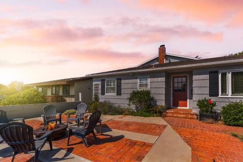 Point Loma Heights Casa | Point Loma Home w Putting Green Firepit Game Room Beach Access Zola Street by AvantStay