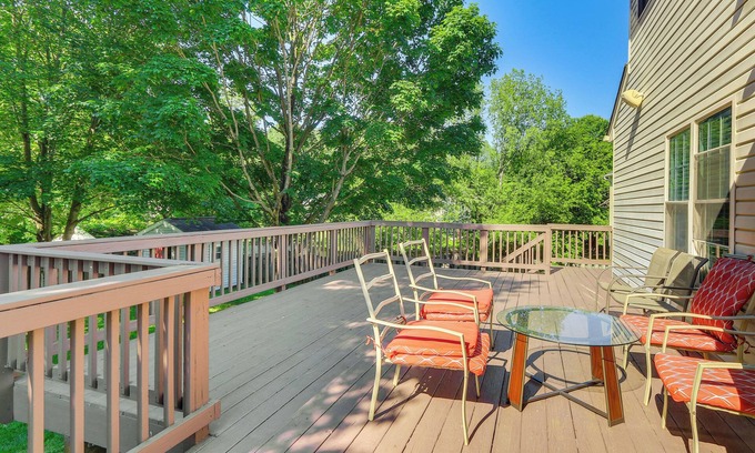 Point of Rocks Casa | Point of Rocks Vacation Rental w/ Community Pool!
