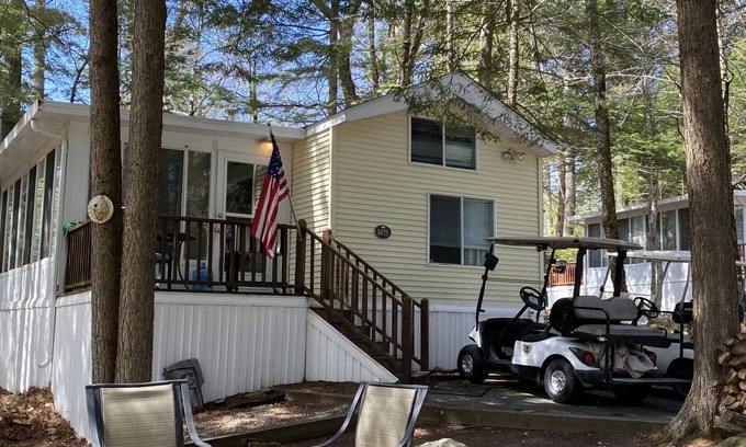 South Casco Cabaña | Point Sebago Vacation Home