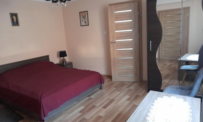 Dobre Miasto Casa | Pokoje gościnne-Głotowo