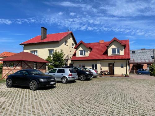 Nowecin Casa | Pokoje Gościnne Oleńka