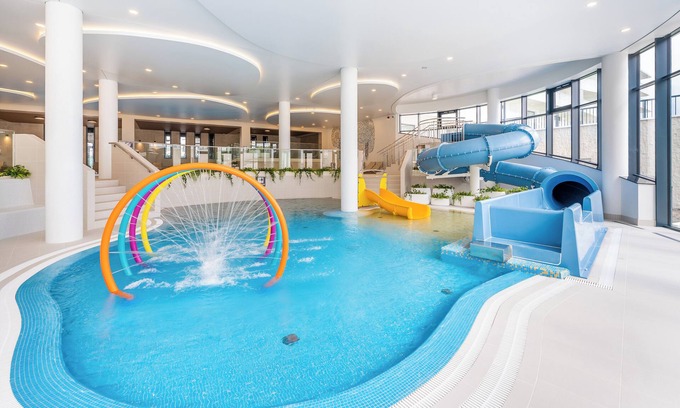 Kolobrzeg Apartamento | Polanki Aqua Apartamenty - Family vacation with pool & wellness