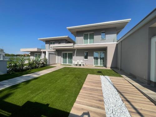 Lido delle Nazioni Villa | Polinesia 4