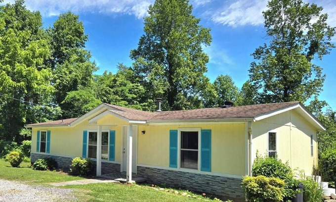 Rocky Top Casa | Pollyanna Ridge, is near Norris Lake, Norris Dam St Pk & Windrock ATV trails