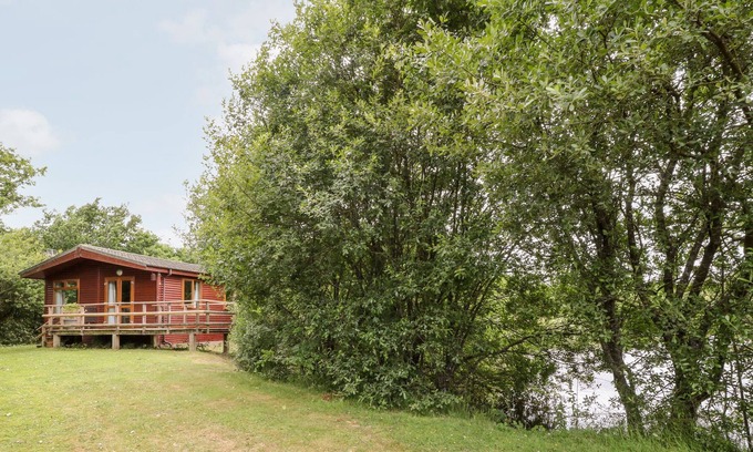 Broadwoodkelly Cabina | POMONA LODGE 3, pet friendly, character holiday cottage in Winkleigh
