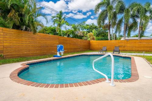 Survey Creek Casa | Pompano Gem, 1 mi to Beach & 12 Pickleball courts