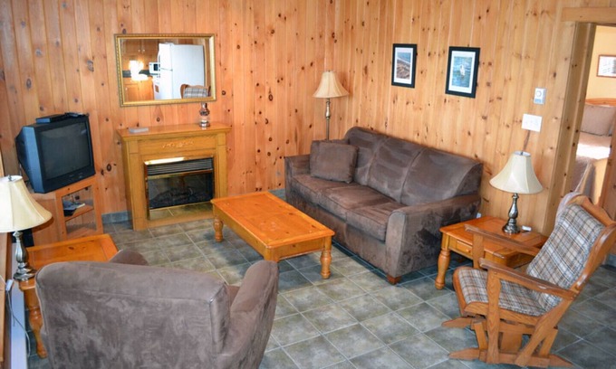 Pomquet Cabaña | Pomquet Beach Cottages - Duck Pond Cottage
