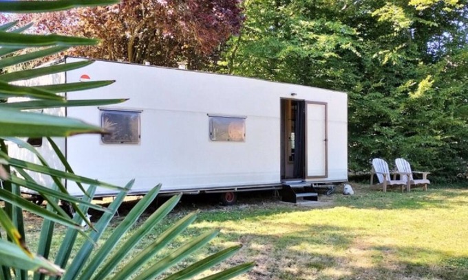 Cartigny l'Epinay Casa | Pond-side mobile home with private indoor pool, D-Day beaches.