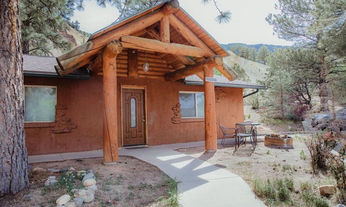 Sevier Cabina | Ponderosa Cabin (Deluxe)