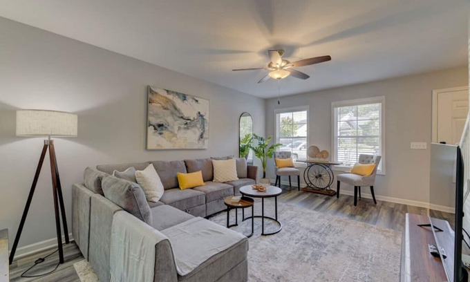 Huntcliff Casa | Pondside at Sweetoak | 4 BR | Mins to Ft Jackson