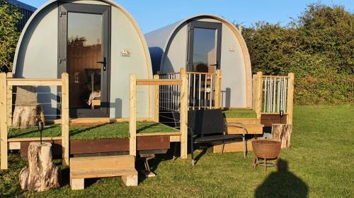Westgate-on-Sea Otro | "PONY POD" at Nelson Park Riding Centre Ltd - GLAMPING POD also available the fox pod and Trailor Escapes- BIRCHINGTON, RAMSGATE, BROADSTAIRS MARGATE