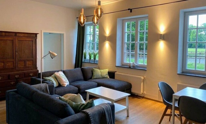 Telgte Apartamento | Ponyhof Georgenbruch, vacation apartment Upkammer, 75 m2, 1-7 pers.