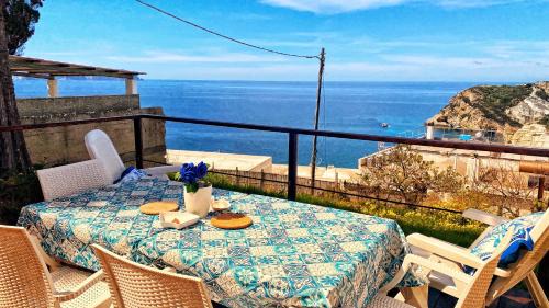 Le Forna Apartamento | Ponzamania Appartamenti Ponza ,Blumarine'