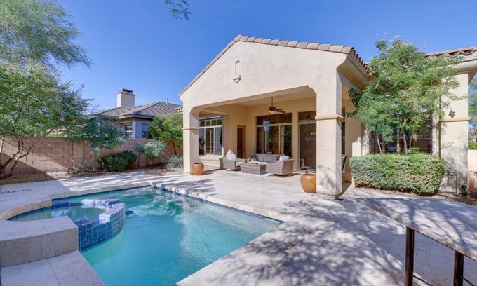 Village At Aviano Casa | Pool and Patio Spacious North Phoenix Oasis