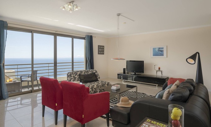 Estrela da Calheta Apartamento | Pool and sea view - Calheta Victory View