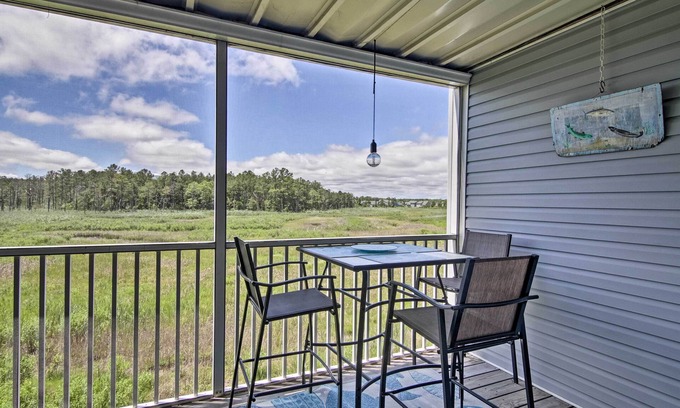 Ocean View Condominio | ¡NUEVO! Condominio con vista al mar con piscina y acceso al campo de golf