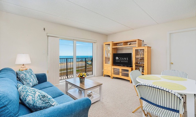 Ormond-by-the-Sea Condominio | Pool/Beach Open! Ocean Watch-Oceanfront Condo #216