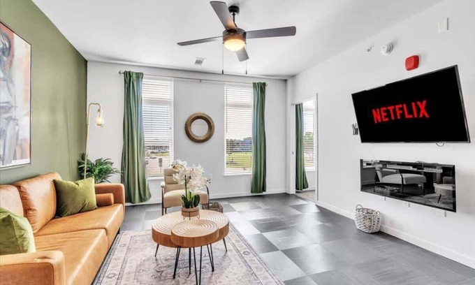 Rogers Apartamento | Pool, Gym, Games and Walmart Amp - LCP Collection