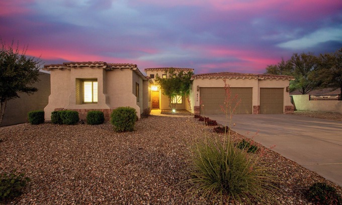 South Mountain Casa | Pool Hiking Mountainview Luxury Firepit