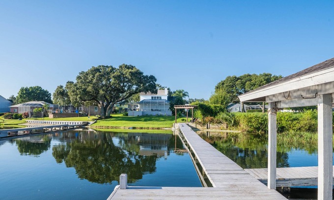 Auburndale Casa | Pool Home on Lake Arietta - 4 Bedrooms. 3 Mins Lake Myrtle Sports Complex!