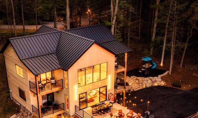 Pittman Center Cabina | POOL, Hot Tub, Theater, Game Room, Fire Pit - Sanctuary at Kettle Creek