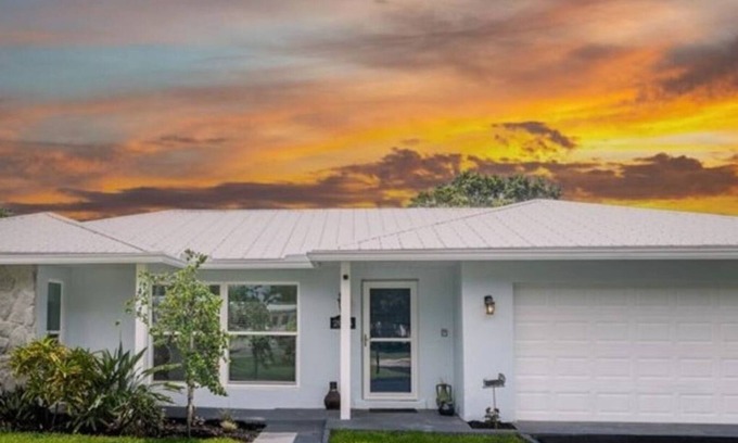 Florida Ridge Casa | This house is a 2 bedroom(s), 2 bathrooms, located in Vero Beach, FL.