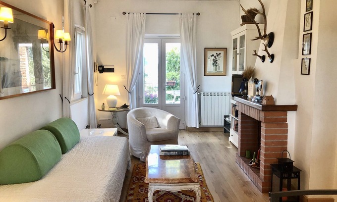 Zona XXVI Castel di Decima Apartamento | Piscina, jacuzzi, jardín, Internet Wi-Fi, cerca de Roma. Relajarse y descansar.