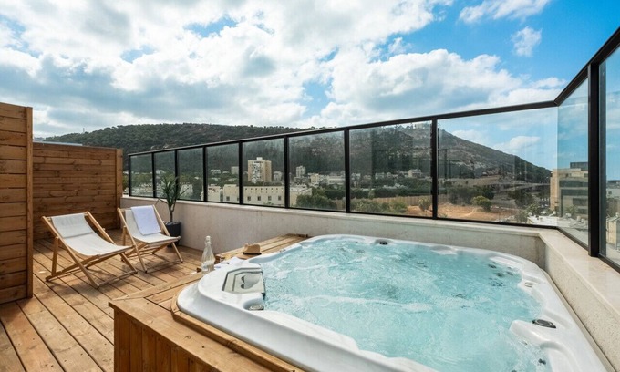 Haifa Apartamento | Pool & Jacuzzi Seaview Penthouse by Sea N' Rent