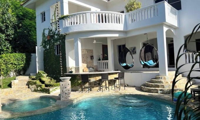 Urbanizacion Tavarez Casa | Pool Jacuzzi & Tropical Oasis Yard With Fruit Trees