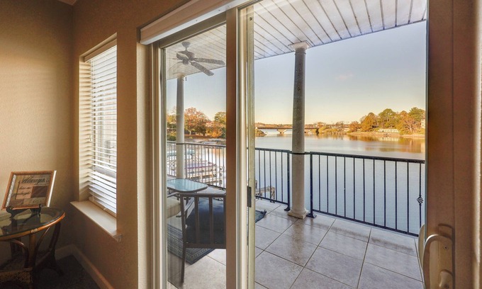 Lake Hamilton Apartamento | Pool & Lake Hamilton Access: Hot Springs Condo!