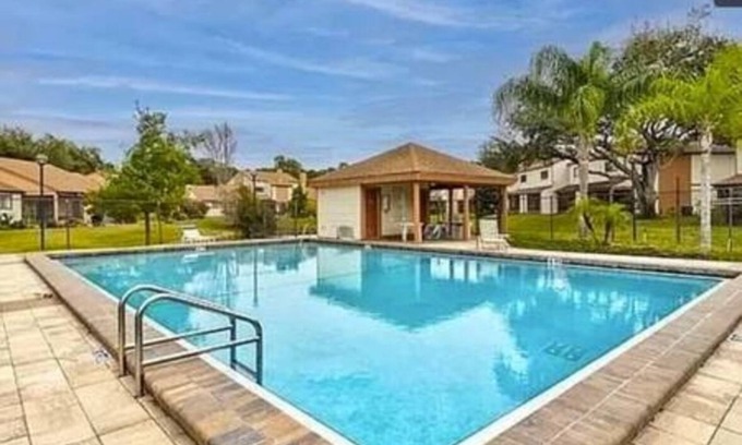 Daytona Beach Casa | Pool Luxury King Room4Rent in a 2BR 2.5BA Laundry