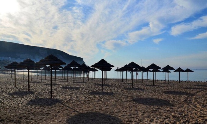 Castelo Casa | Pool, Nature & Beach in Sesimbra