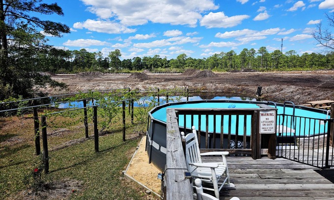Shallotte Casa | Pool, pond view and minutes to the beach!