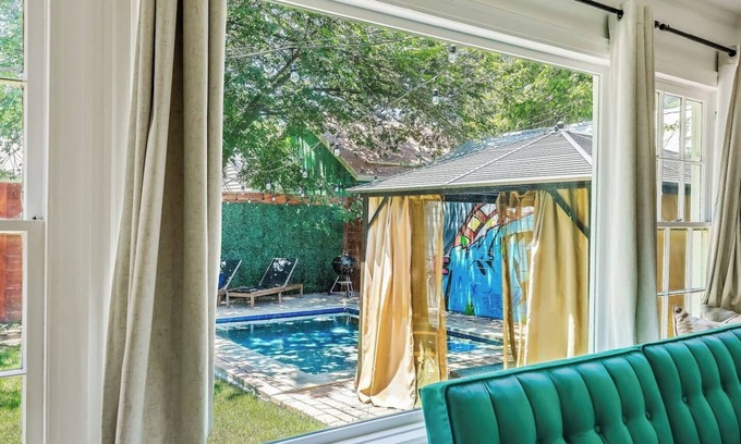 Cherrywood Casa | Pool & Vibes, Relaxing and Fun!