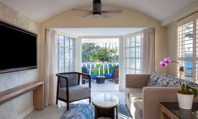 Isla Verde Hotel | Pool View Suite w/ Living Space and Balcony | Pets Are Allowed | Beach Access
