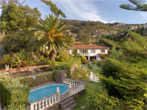Sao Goncalo Villa | Pool Villa with Botanical Garden