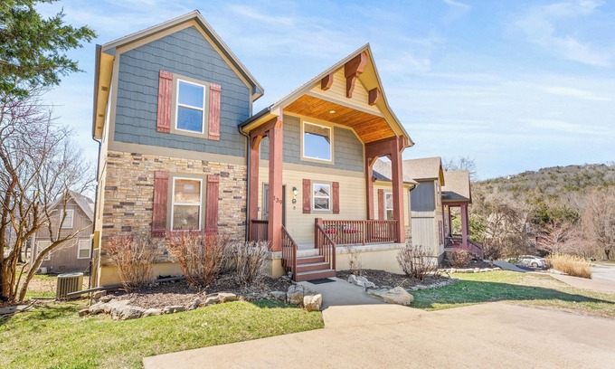 Hollister Casa | Pools Pvt Hot Tub near Thunder Ridge & Big Cedar