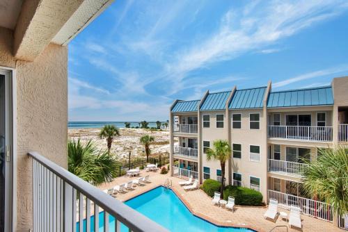 Holiday Isle Casa | Poolside Villas #302- Harry's Beach House