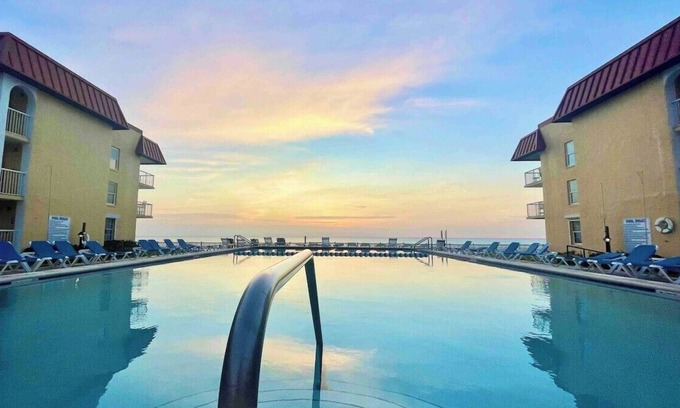 Point East Condominio | Poolside w/ocean views & direct beach access