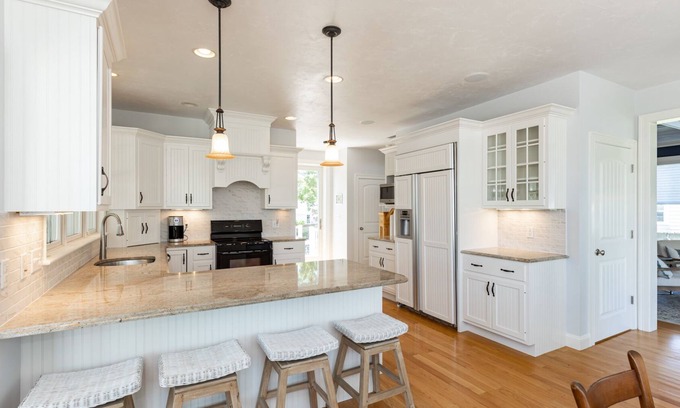 Popponesset Casa | Popponesset Beach Home, 3 bedroom, sleeps 7
