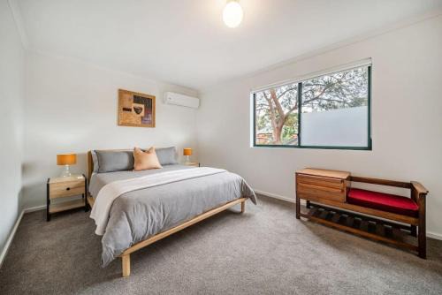 Mile End Casa | Poppy on the Lane - WiFi CBD