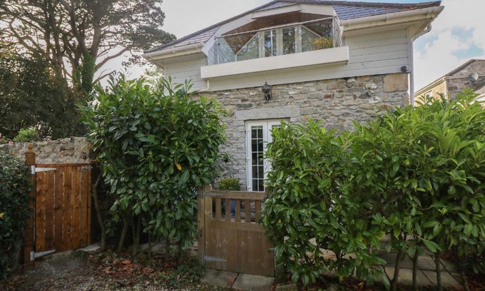 Redruth Casa | Poppyfields Stable